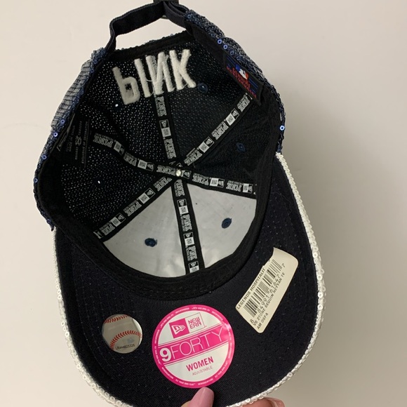 Yankees Victoria’s Secret PINK Sequin Cap Baller Hat 🧢 New York - Picture 11 of 11